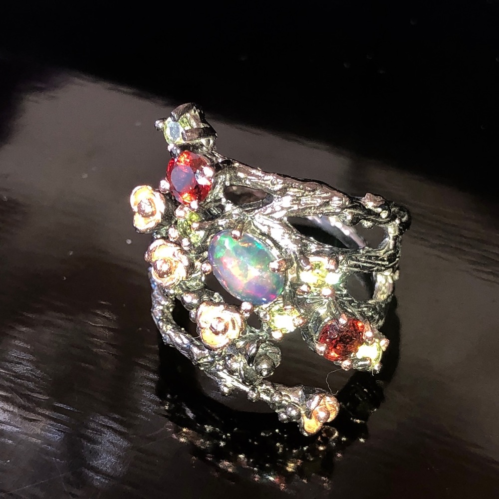 Fascinating  Genuine Black Opal Ring - Picture 5 of 8